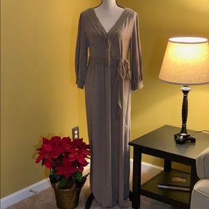 Long Sleeve Maxi Dress w/Tied Waist